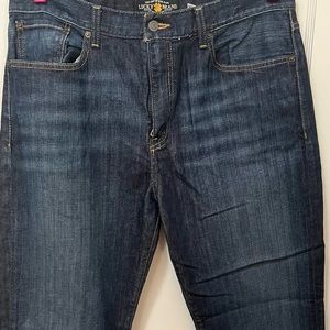 Lucky Brand Classic Straight Men's Size 36x30 Jeans Darker Wash Denim